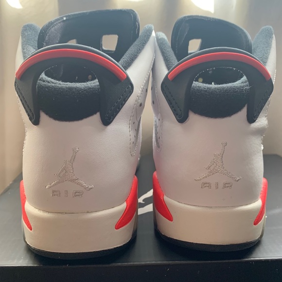 Air Jordan 6 Retro White Infrared - Picture 4 of 6